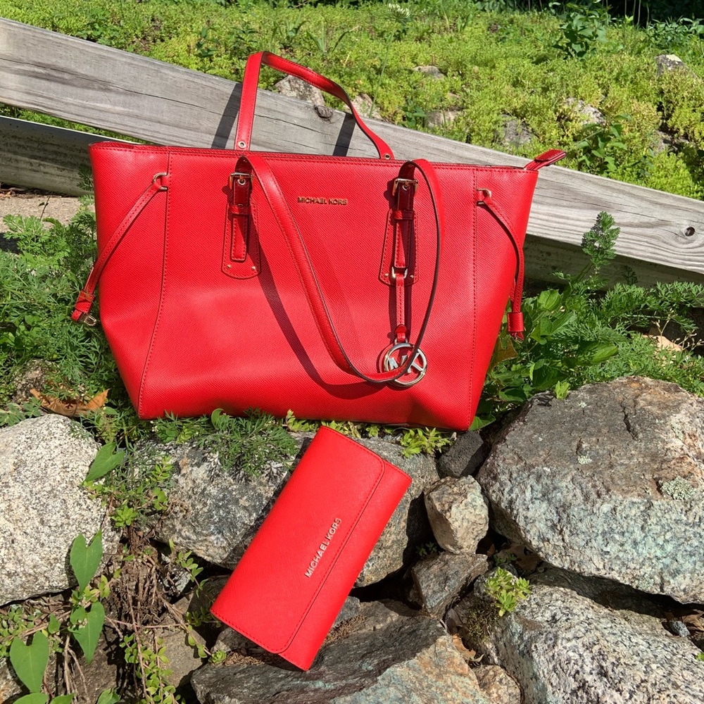 Michael Kors Purse and wallet